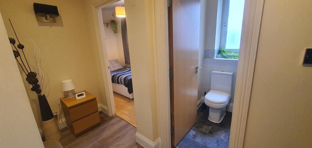 Double Room&Private Bath Near The Square Mile Londres Exterior foto
